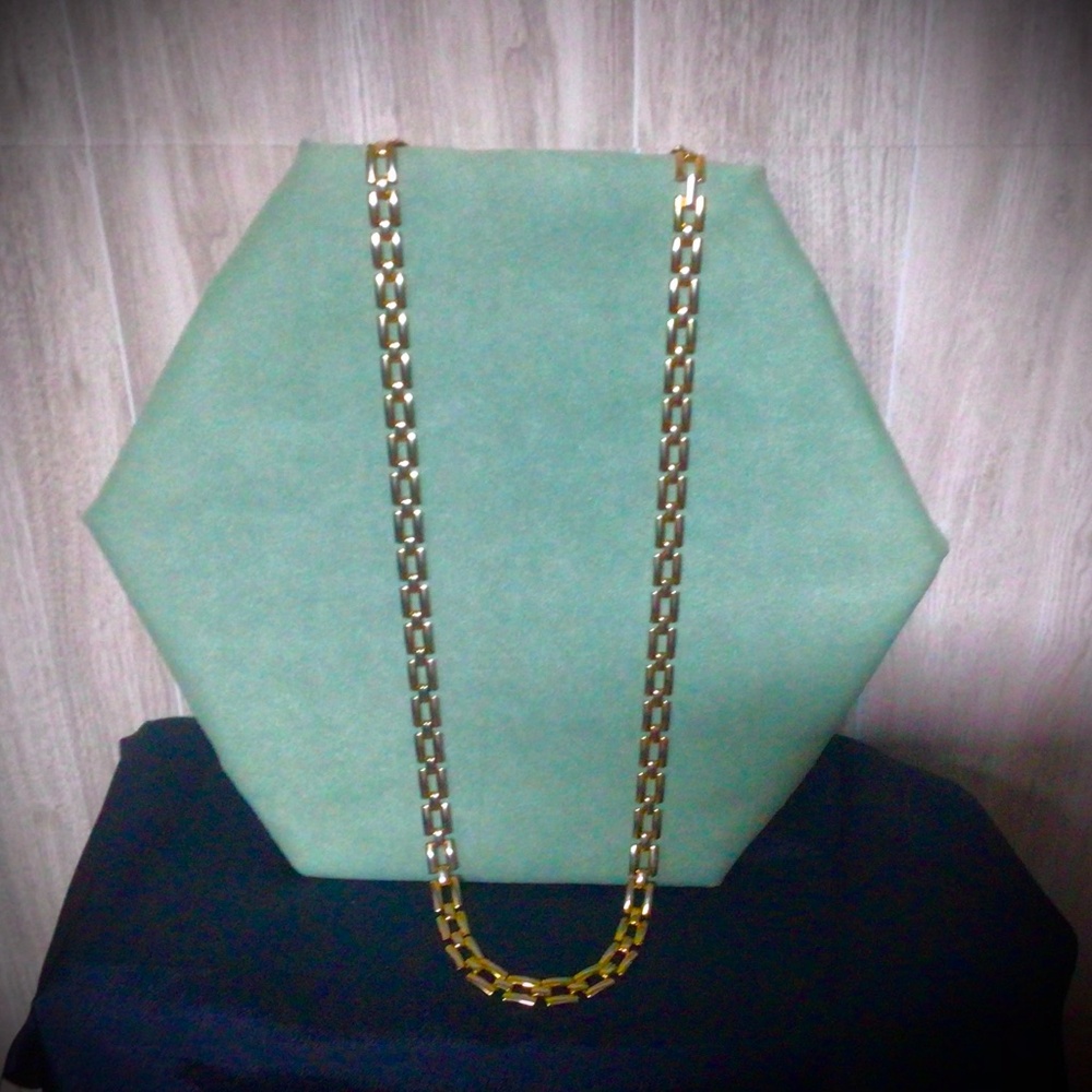 Vintage “Goldette NY” Gold Tone Panther Link Necklace 30”